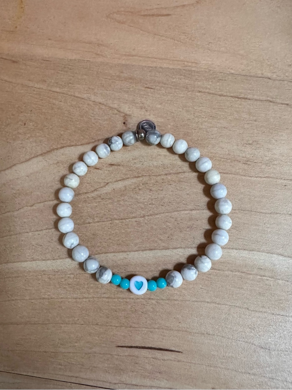 T. Jazelle Beaded White & Turquoise Heart Stretch Bracelet